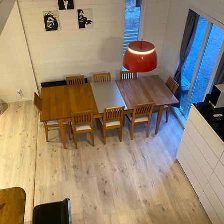Stuga Pa Oe / Naerhet Till Vatten Mariestad Luaran gambar